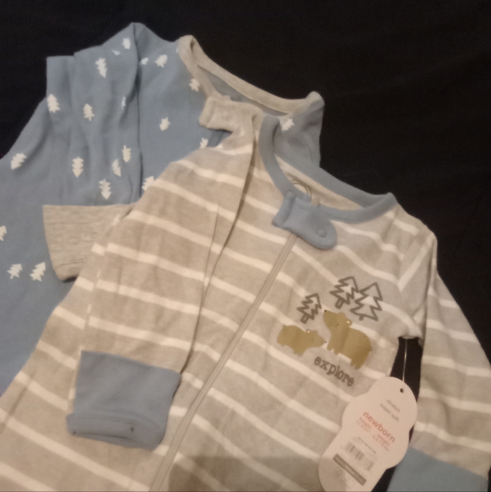 New!! New with tags newborn sleeper pack of 2